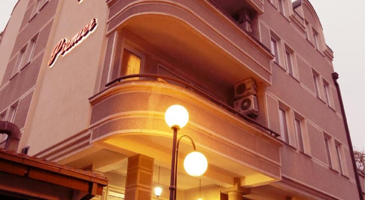 Premier Hotel Скопье Экстерьер фото